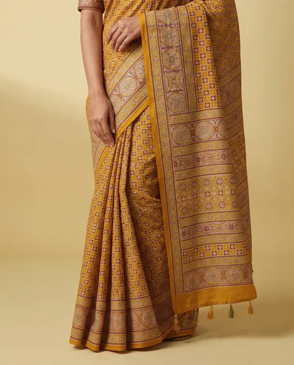Silk_Ajrakh_print_with_mirror_work_saree