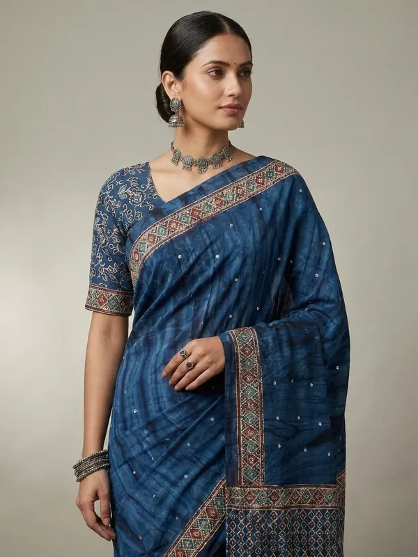 Silk_Prism_Print_with_mirror_work_saree