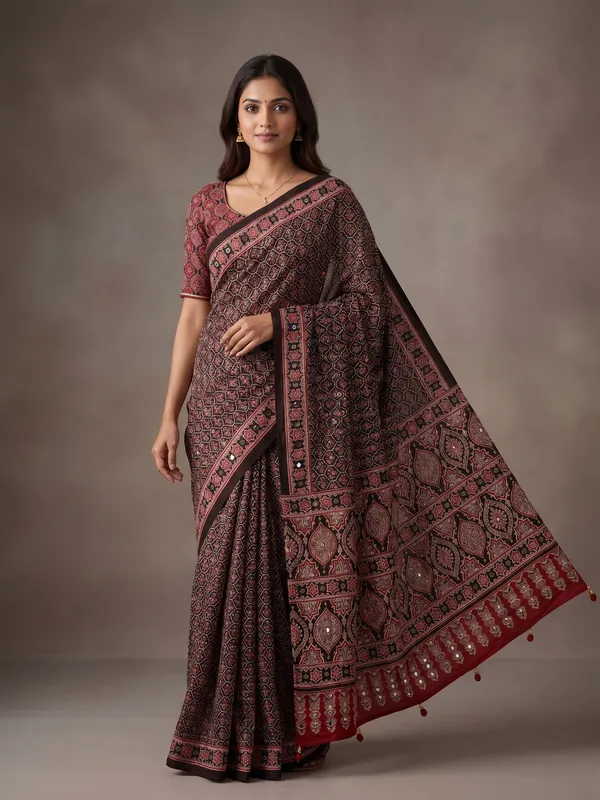 Silk_Ajrakh_print_with_mirror_work_saree