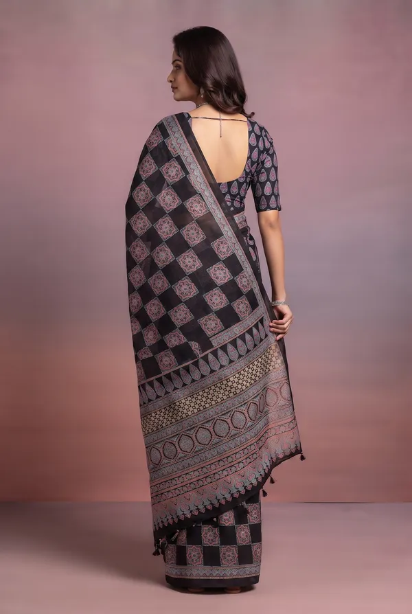 Silk_Ajrakh_print_with_mirror_work_saree