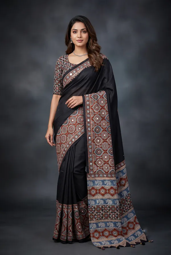 Silk_Prism_Print_with_mirror_work_saree