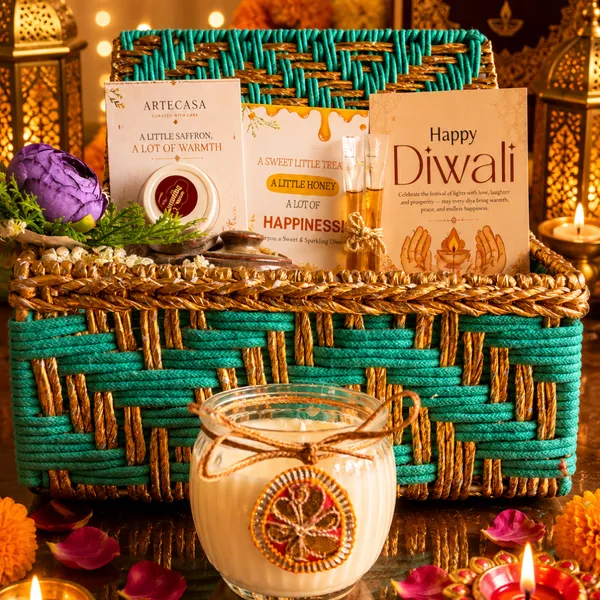 Metal_Festive_Sage_Green_Basket_Tea_Mug_Matka_Candle_Hamper