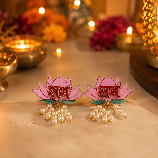 Wax_Festive_Multicolour_3_Tier_Urli_Diwali_Candle_Hamper