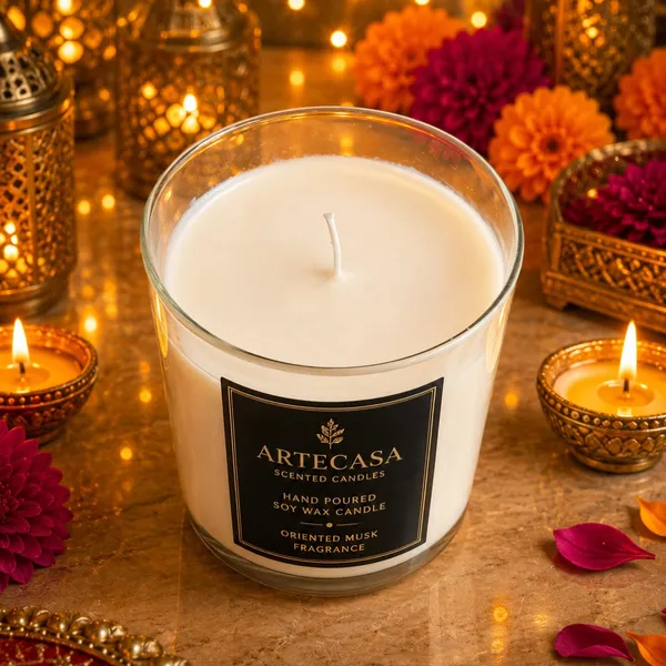Wax_Festive_White_Big_Decorative_Candle_With_Sticker