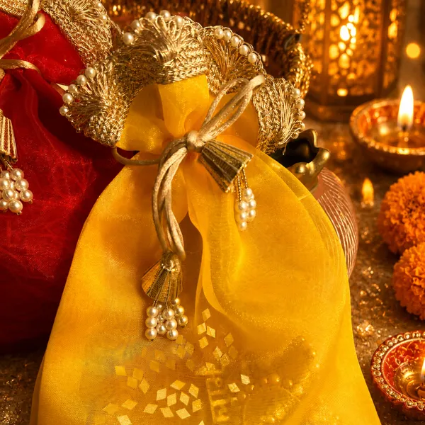 Jute_Festive_Diwali_Pink_Gift_Basket_With_Yellow_&_Red_Shubh_Labh_Potlis