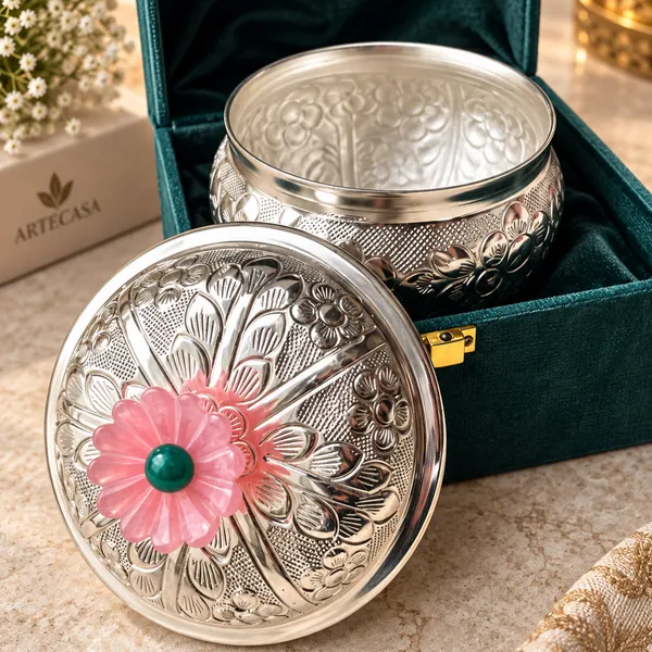 Silver-Plated_Floral_Trinket_Box