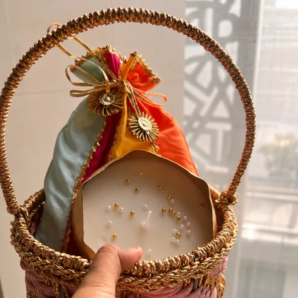 Metal_Festive_Diwali_Pink_Gift_Basket_With_Toran_&_Urli_Candle