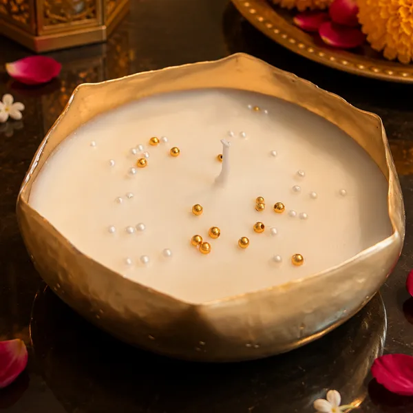 Swarn_Utsav_White_Gold_Urli_Candle_Pomegranate_Vase_Gift_Basket