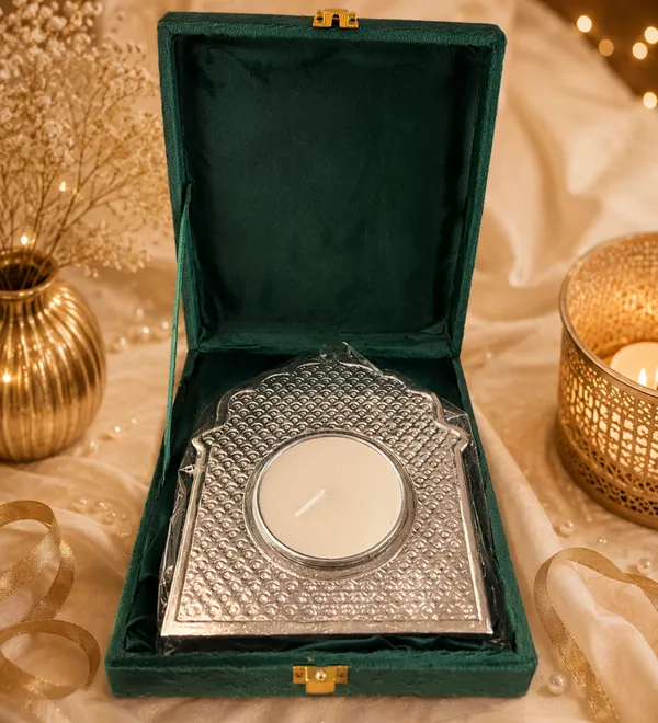 Metal_Festive_Diwali_Red_Gift_Basket_With_Flower_Candle_&_Tealight_Holder