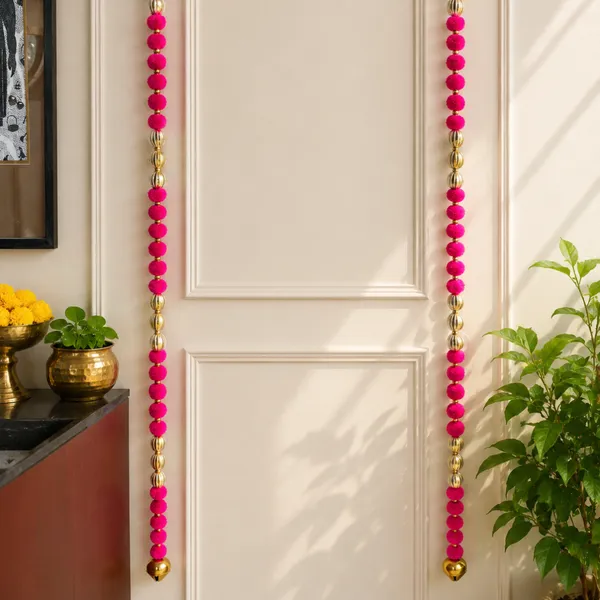 Jute_Festive_Golden_Potli_With_Pink_Toran