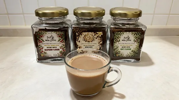 Meri_Coffee_Peaberry_Robusta_French_Vanilla_Mint_Instant_Coffee_Combo