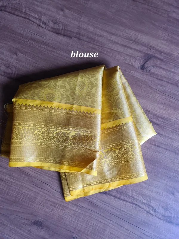 Yellow_Silk_Zari_Woven_Floral_Banarasi_Saree_For_Women