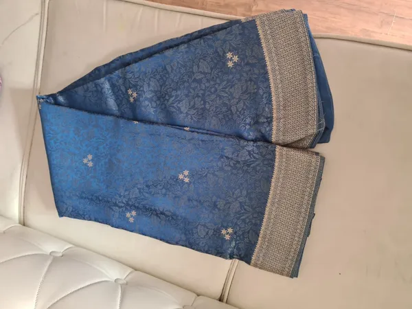 Blue_Silk_Zari_Woven_Banarasi_Saree_For_Women
