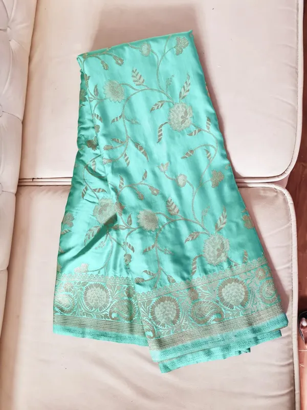 Sea_Green_Silk_Woven_Zari_Border_Banarasi_Saree_For_Women