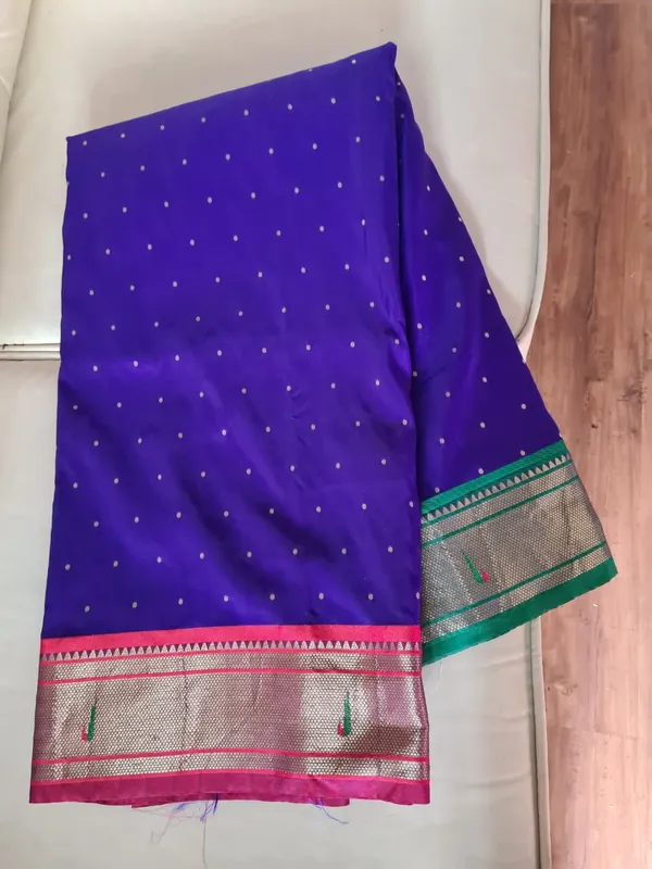 Purple_Silk_Zari_Border_Polka_Dot_Saree_For_Women