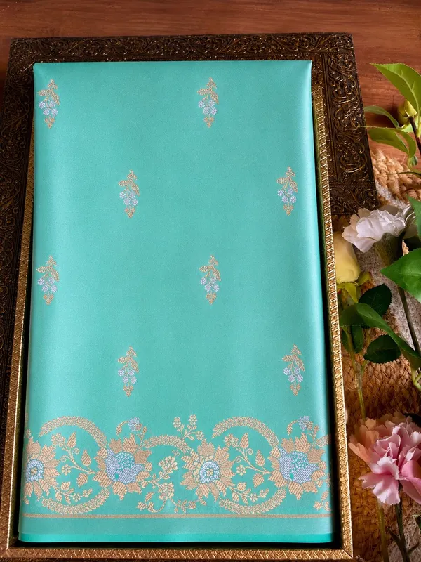 Turquoise_Silk_Zari_Floral_Woven_Border_Saree_Fabric