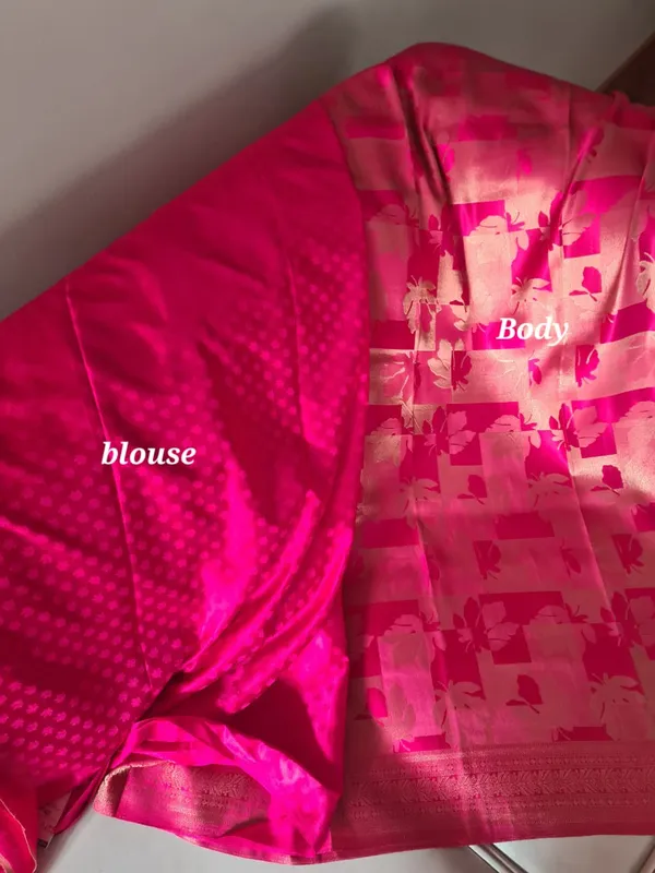 Pink_Silk_Floral_Print_Woven_Saree_With_Blouse_For_Women