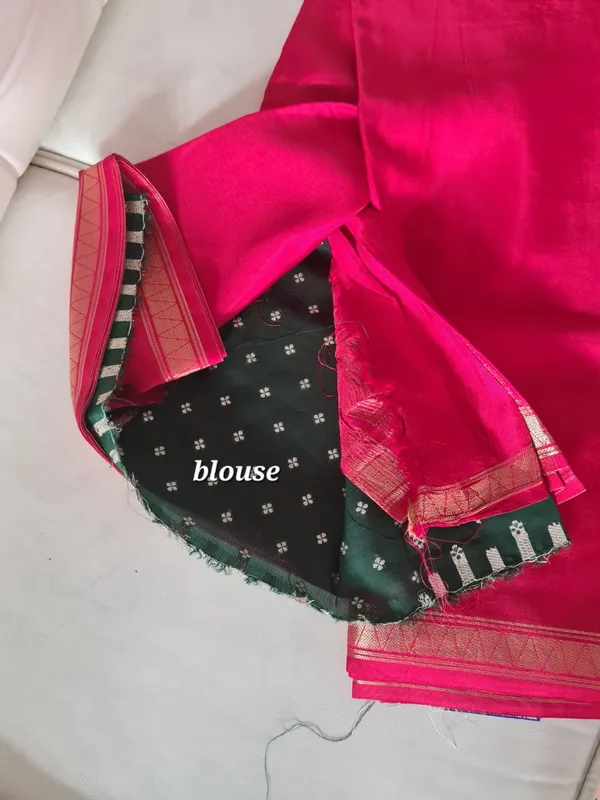 Red_Printed_Silk_Saree_With_Green_Zari_Butti_Blouse_&_Zari_Pallu_For_Women