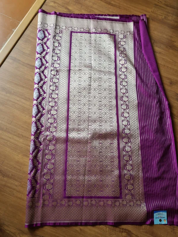Purple_Silk_Zari_Woven_Banarasi_Saree_For_Women