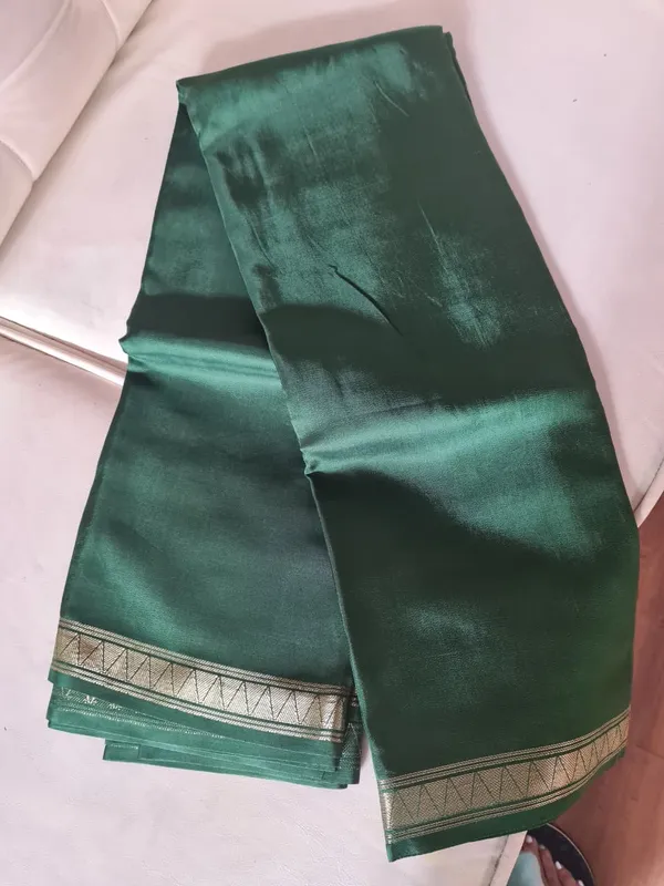 Green_Viscose_Silk_Zari_Border_Traditional_Saree_For_Women