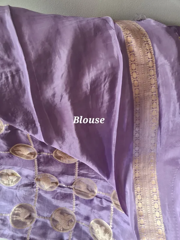 Purple_Silk_Zari_Woven_Motif_Saree_For_Women