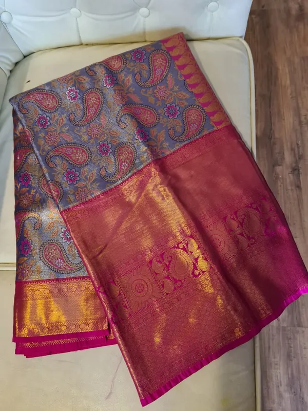 Grey_Silk_Zari_Paisley_Print_Banarasi_Saree_For_Women