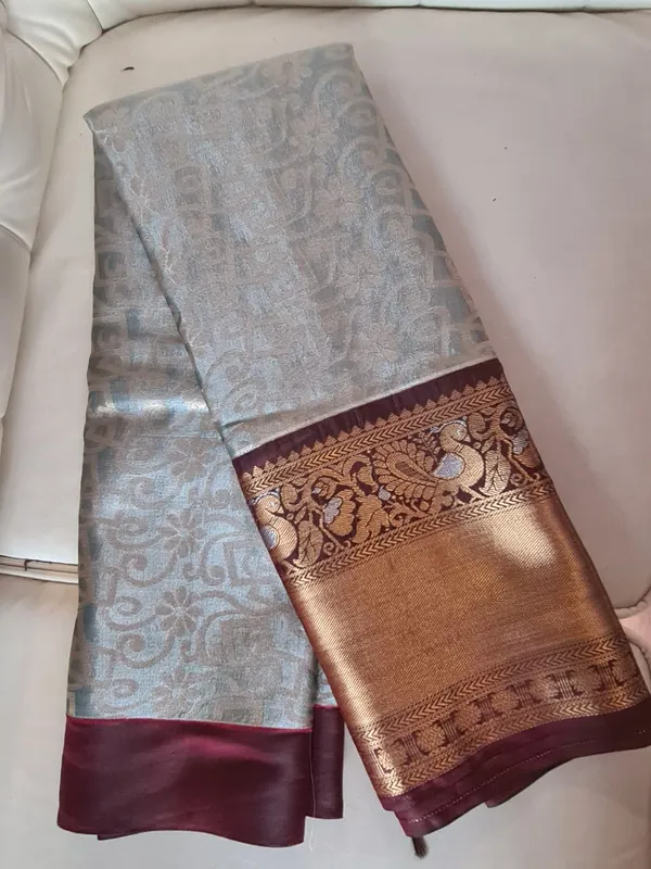 Grey_Tissue_Silk_Zari_Woven_Peacock_Border_Banarasi_Saree_For_Women
