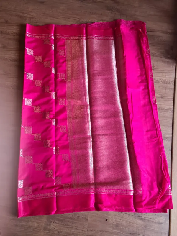 Pink_Pure_Silk_Zari_Woven_Border_Banarasi_Saree_For_Women
