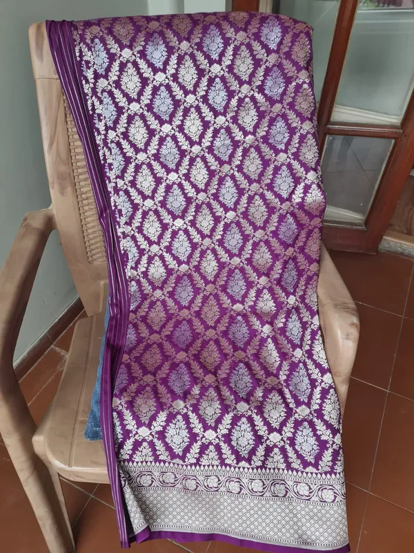Purple_Silk_Banarasi_Woven_Zari_Saree_For_Women