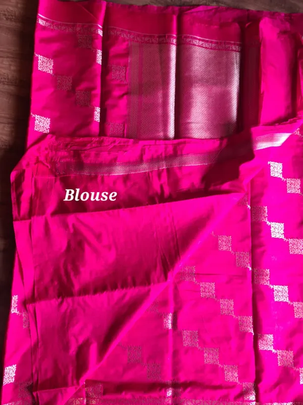Pink_Pure_Silk_Zari_Woven_Border_Banarasi_Saree_For_Women
