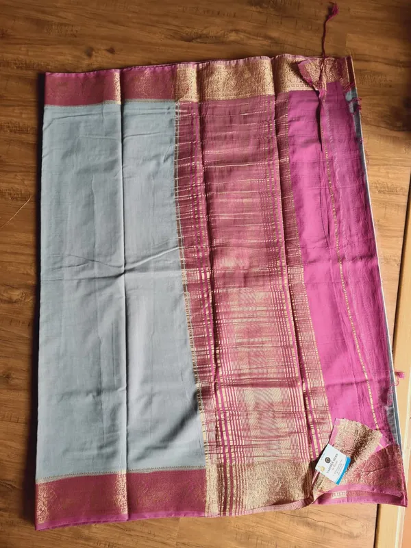 Grey_Cotton_Silk_Pink_Zari_Border_Saree_For_Women