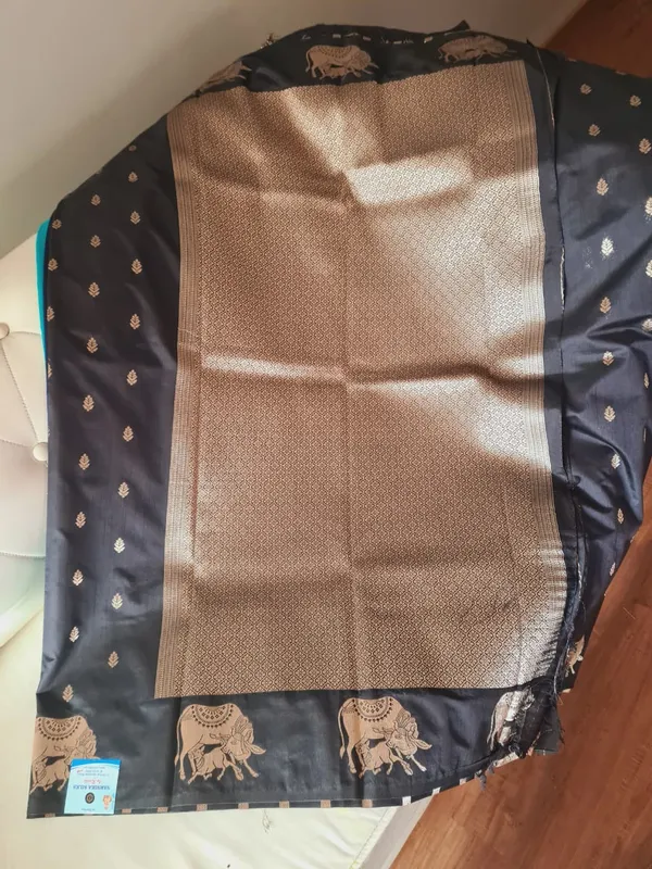 Black_Silk_Zari_Border_Elephant_Motif_Ethnic_Saree_For_Women