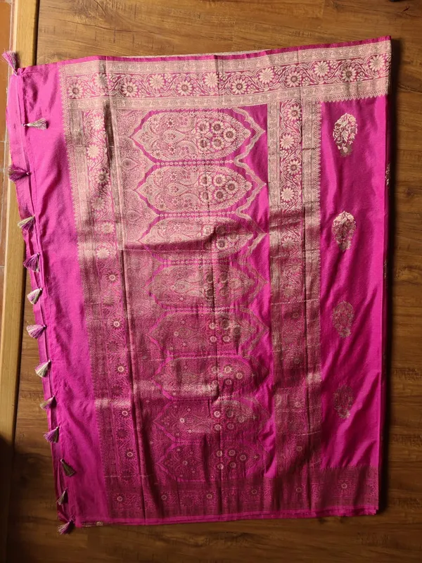 Pink_Silk_Woven_Zari_Border_Banarasi_Saree_For_Women