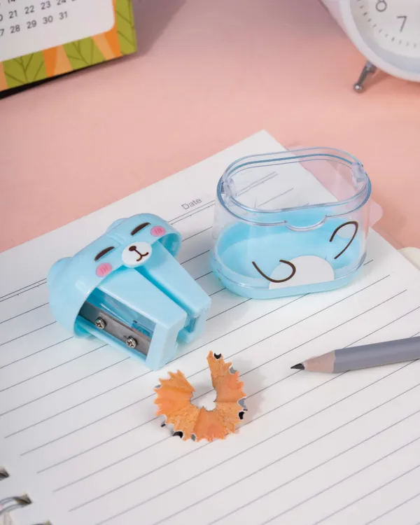 Bear_Sharpener_Blue_Single