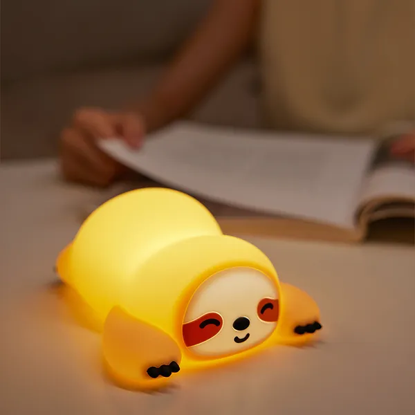 Sleeping_Sloth_Lamp_Single