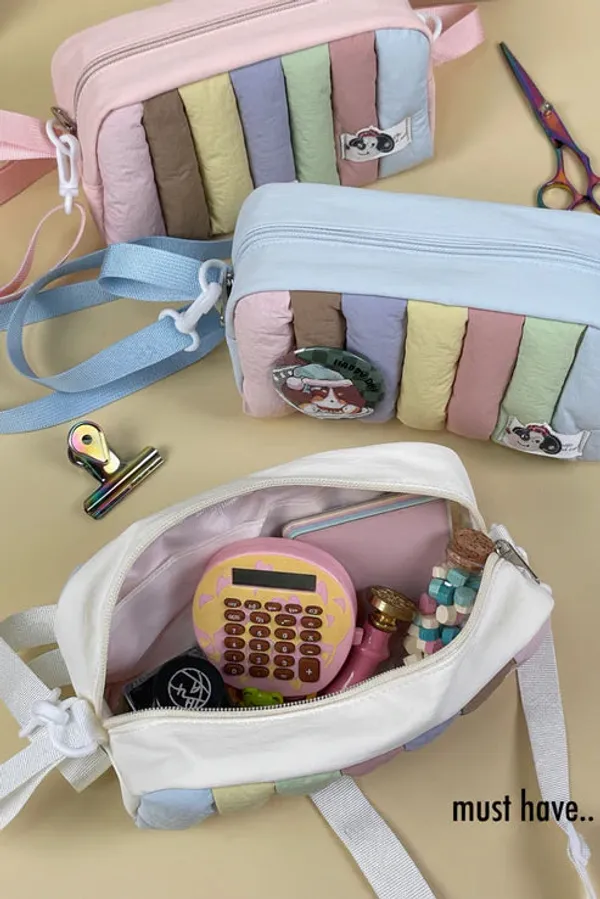 Rainbow_Sling_Pouch_Pink_Single