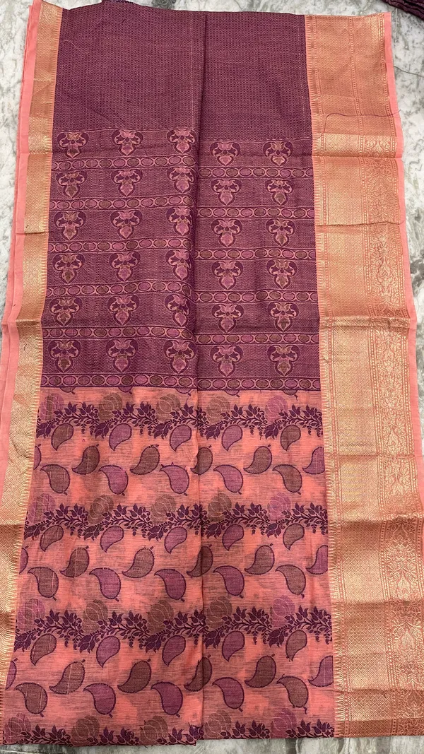 Maroon_Semi_Silk_Gold_Zari_Kanjivaram_Saree_For_Women
