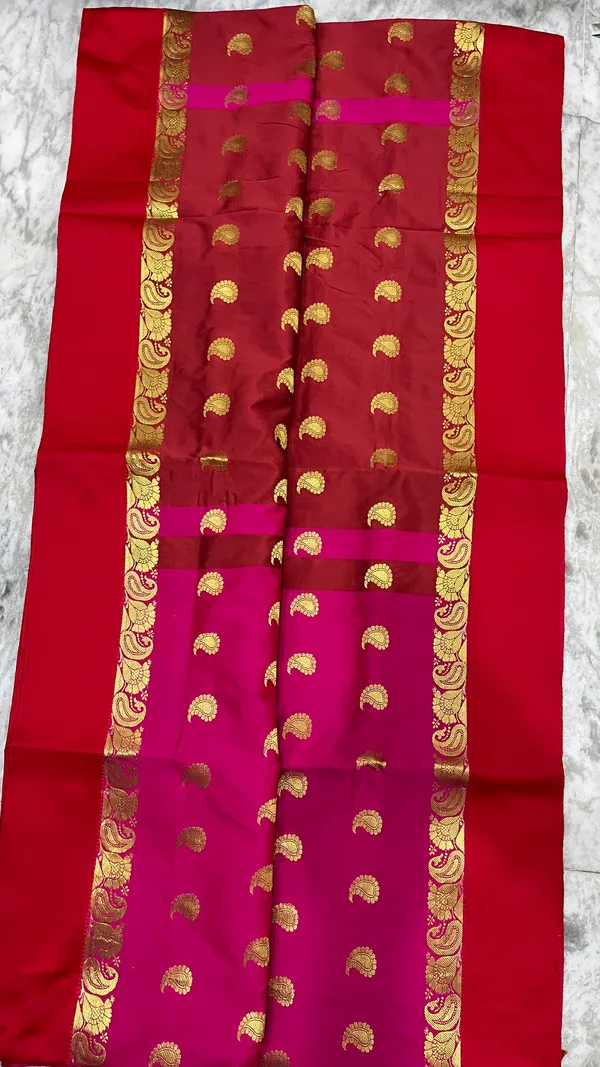 Red_Pink_Semi_Silk_Zari_Kanjivaram_Saree_For_Women