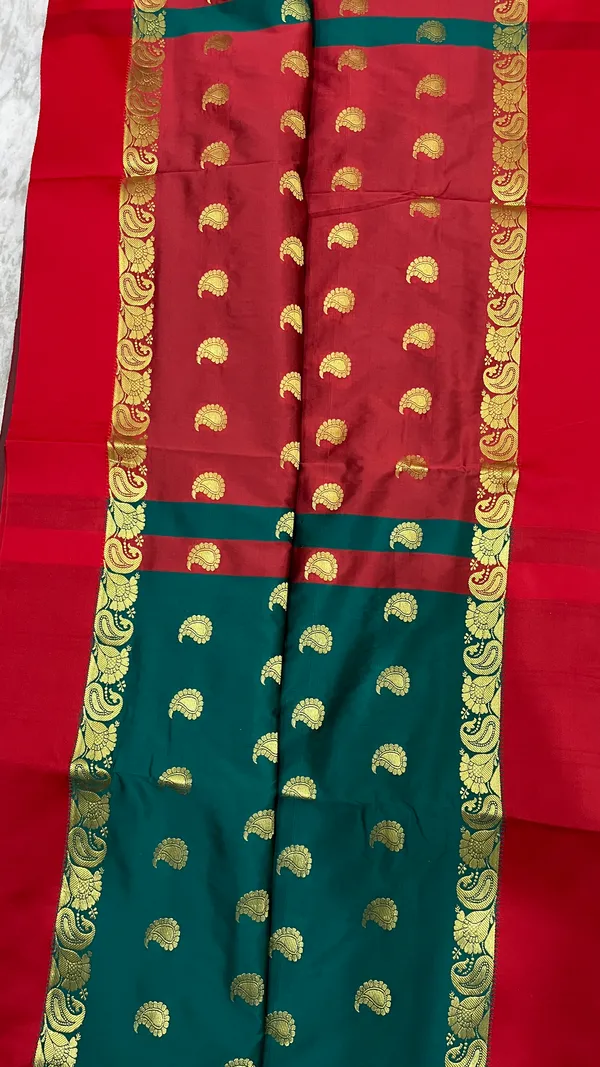 Red_Green_Semi_Silk_Gold_Zari_Kanjivaram_Saree_For_Women