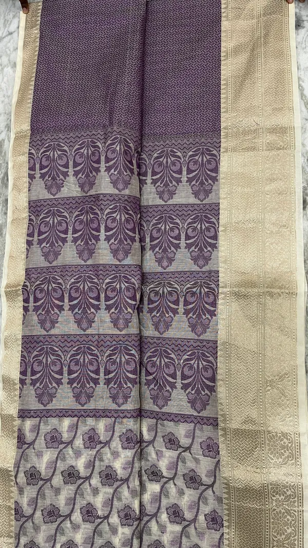 Silver_Lavender_Semi_Silk_Kanjivaram_Saree_For_Women