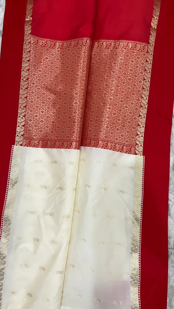 Red_And_White_Semi_Silk_Kanjivaram_Saree_For_Women