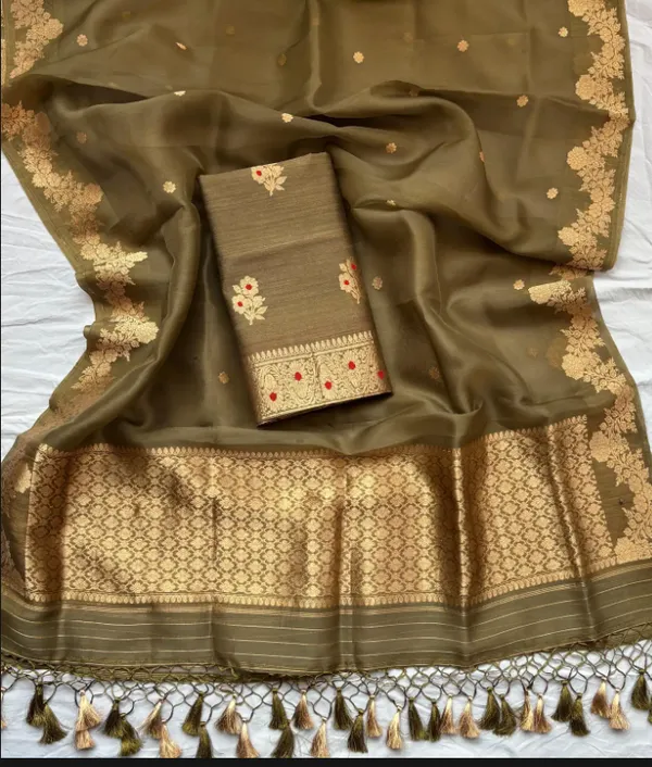 Green_Pure_Silk_Handwoven_Organza_Linen_Saree_For_Women