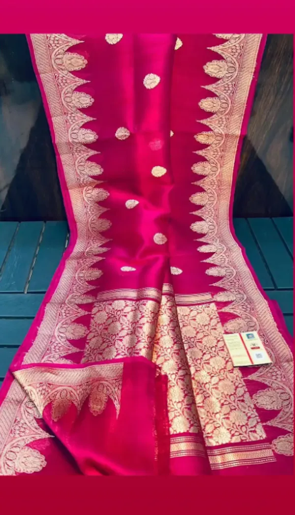 Pink_Pure_Silk_Handwoven_Organza_Kora_Saree_For_Women