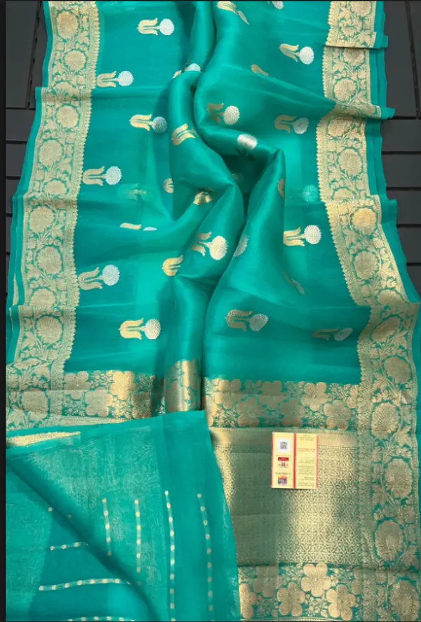 Green_Pure_Silk_Handwoven_Organza_Kora_Rekha_Boota_Saree_For_Women