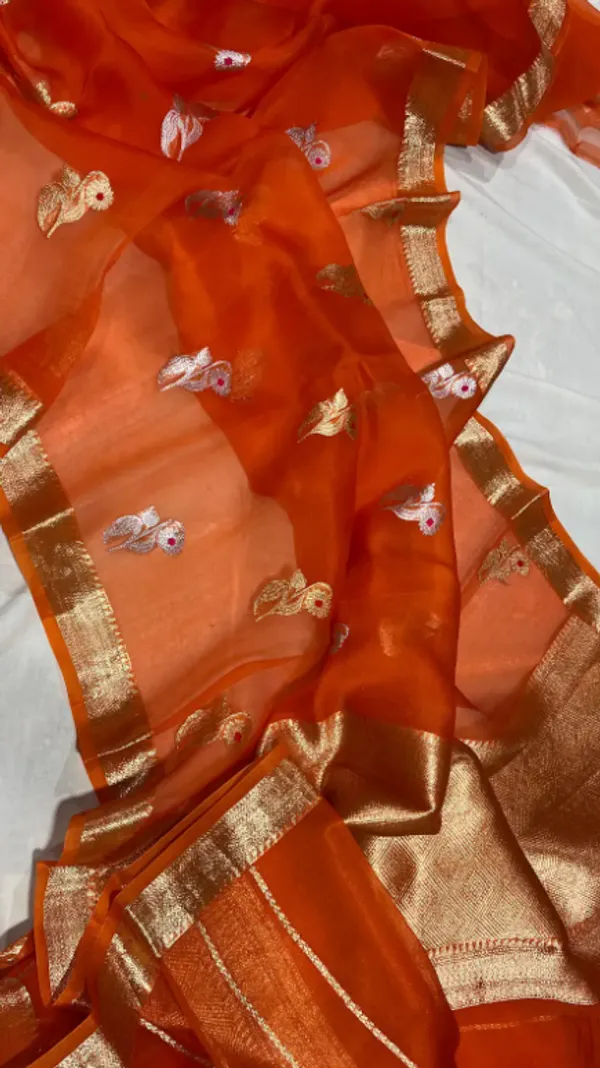 Orange_Pure_Silk_Handwoven_Organza_Kora_Meenakari_Saree_For_Women