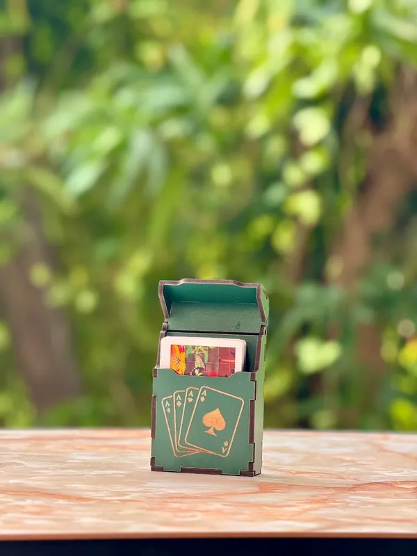 Mdf_Illustrated_Playing_Card_Decorative_Storage_Case