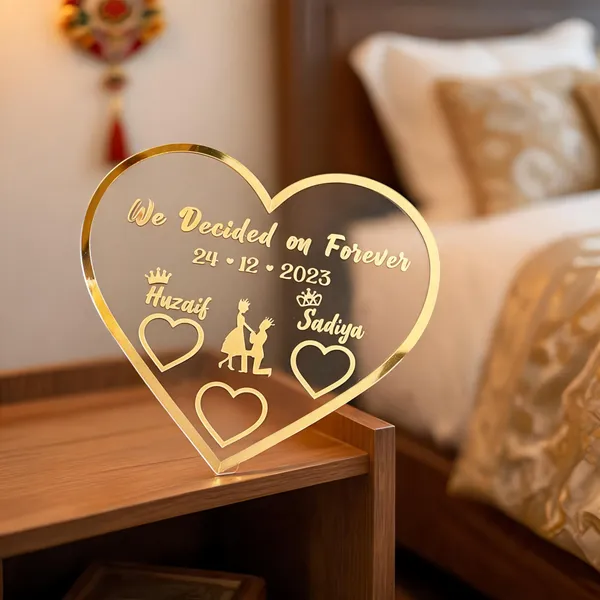 Personalized_Gold_Heart_Acrylic_Name_Plaque