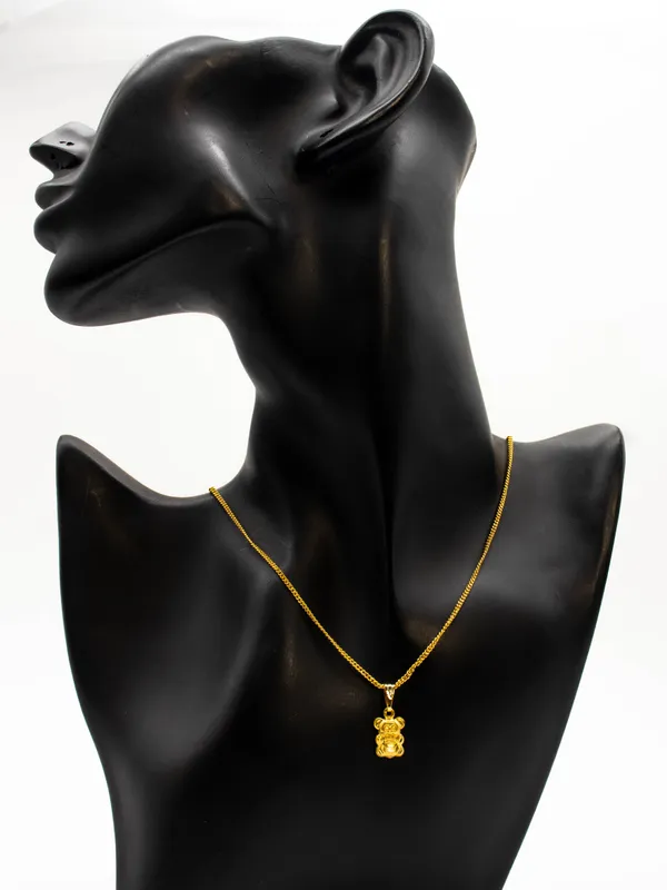 Gold_Tone_Pendant_With_18_In_Chain_For_Women