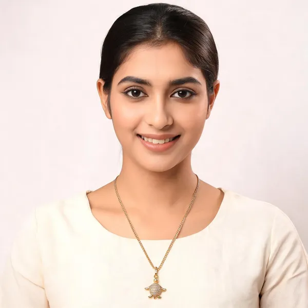 Gold_18_In_Pendant_With_Chain_For_Women
