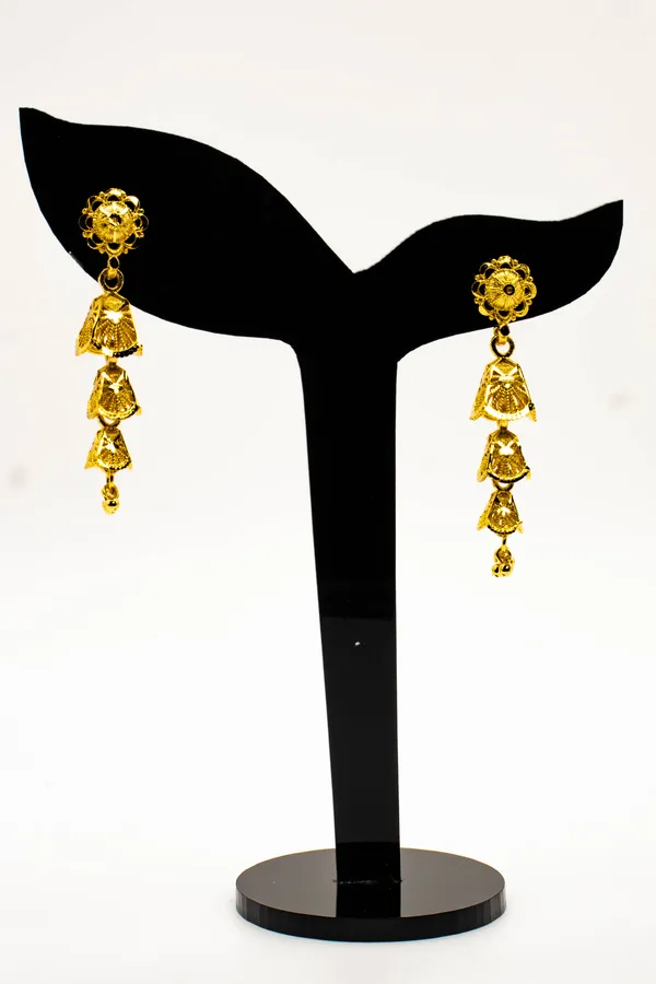 24_Karat_Gold_Jhumka_Earring_For_Women